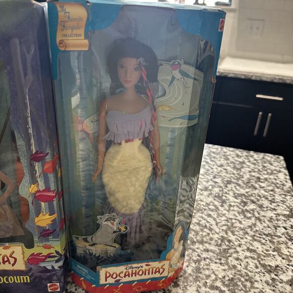 Disney’s POCAHONTAS SUN COLOR Kocoum MATTEL NO.13330 & Pocahontas - Picture 3 of 9
